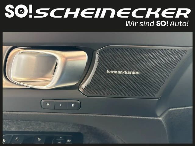 Volvo XC40 Dark Plus