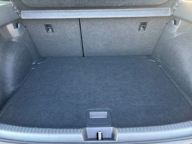 Volkswagen Taigo 1.5 TSI DSG Life Move