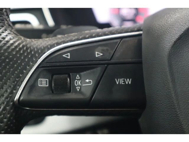 Audi A4 40 TDI Avant S-Line