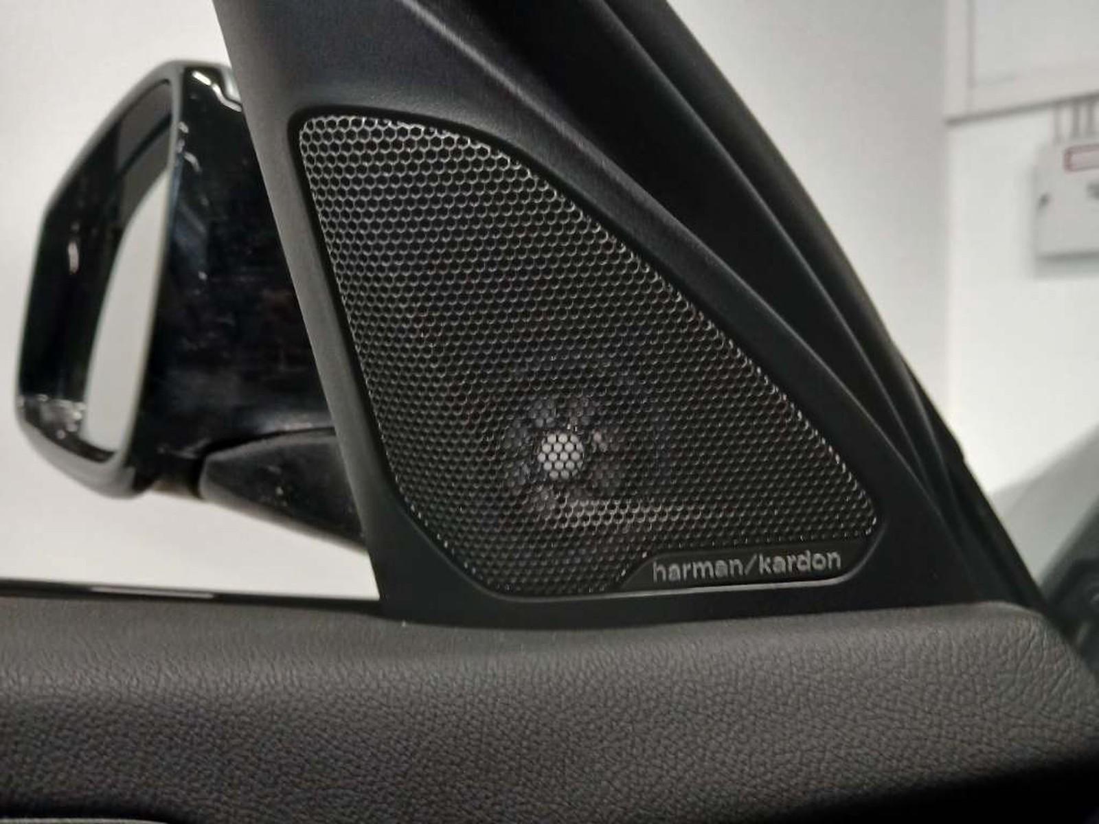 BMW 118 118i M-Sport Sedan