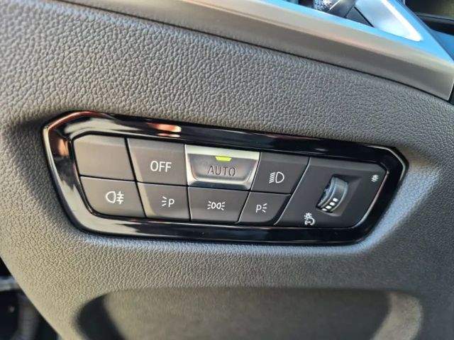 BMW 330 330i M-Sport Touring xDrive