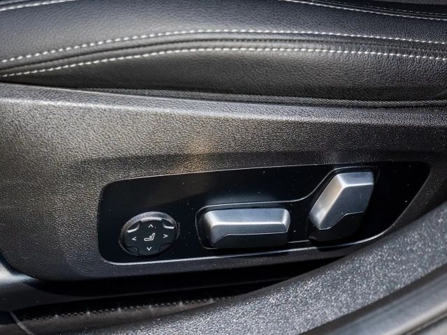 BMW 330 330d M-Sport Touring xDrive