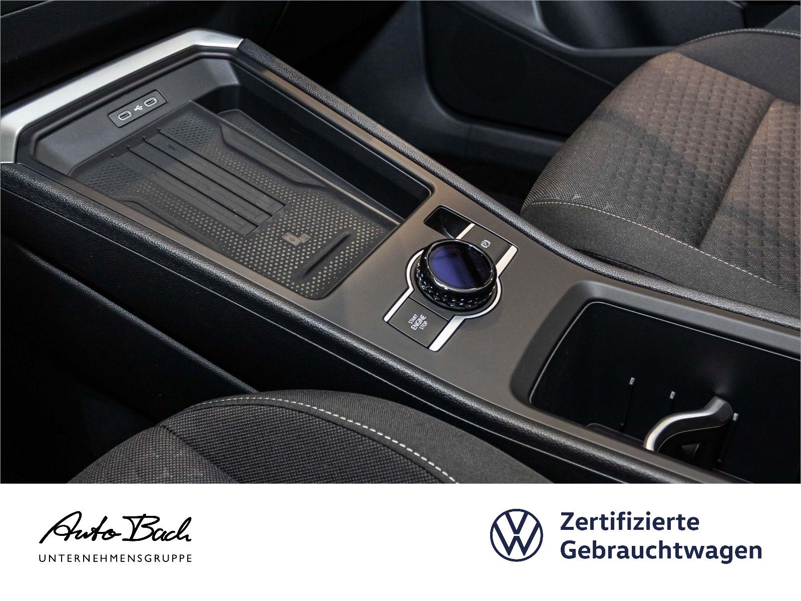 Volkswagen T-Roc 1.5 eTSI DSG Life