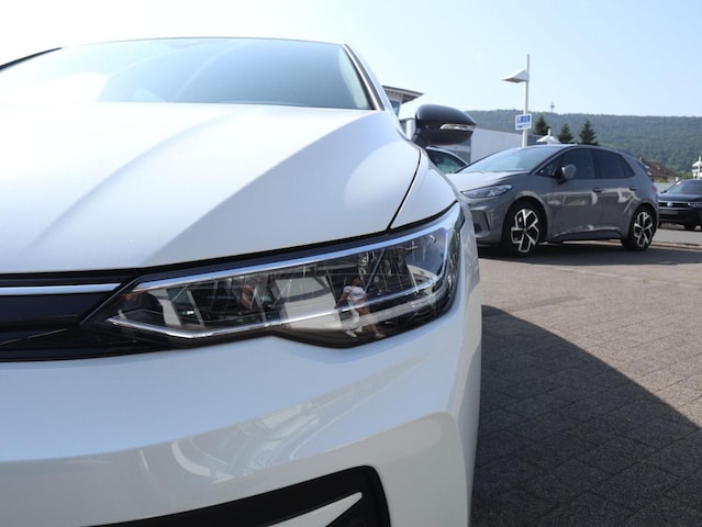 Volkswagen Golf Golf GOAL 1,5 TSI OPF (116 PS) 6-Gang *AHK*NAVI*GANZJAHRESREIFEN*