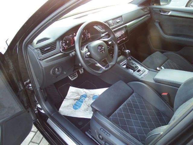 Skoda Superb 2.0 TSI 4x4 Combi Sportline