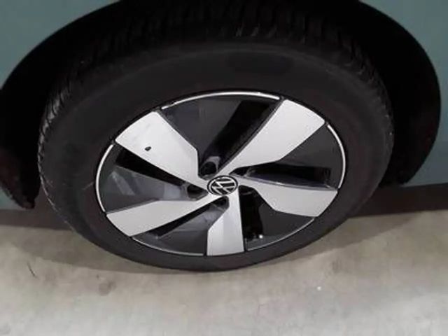 Volkswagen Passat 1.5 eTSI Business DSG Variant