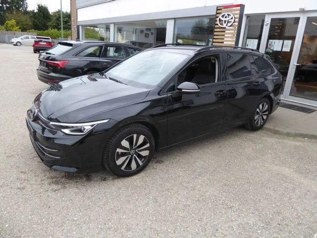 Volkswagen Golf 1.5 TSI Variant