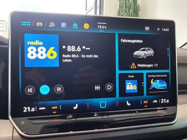 Volkswagen Golf DSG Life Variant