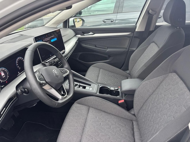 Volkswagen Golf 1.5 eTSI Variant