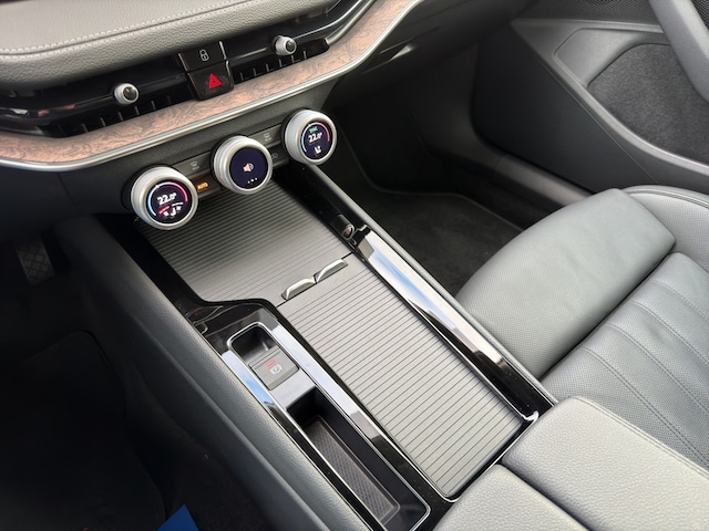 Skoda Superb 2.0 TDI Combi