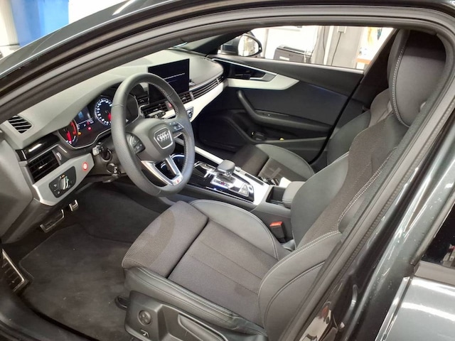 Audi A4 35 TFSI Avant S-Tronic