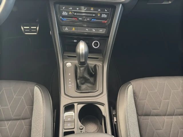 Volkswagen Touran IQ.Drive Pro R-Line