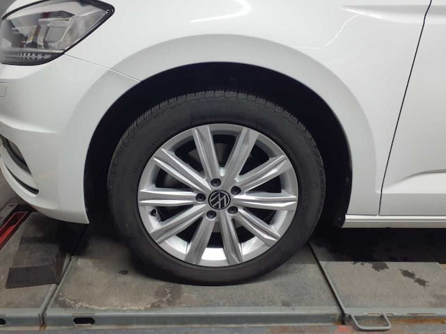 Volkswagen Touran DSG Highline Style