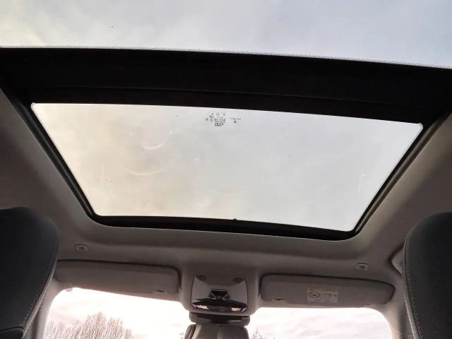 MINI Cooper Countryman C Classic Trim Glasdach / Head-Up Displ. / Navi-AR