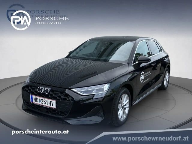 Audi A3 30 TFSI Sedan