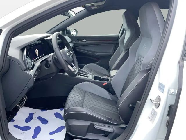 Volkswagen Golf DSG R-Line