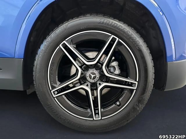 Mercedes-Benz GLA 180 AMG Line