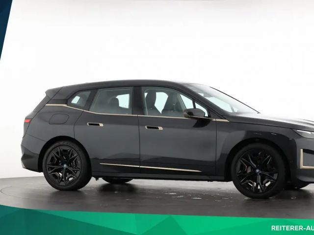 BMW iX xDrive40