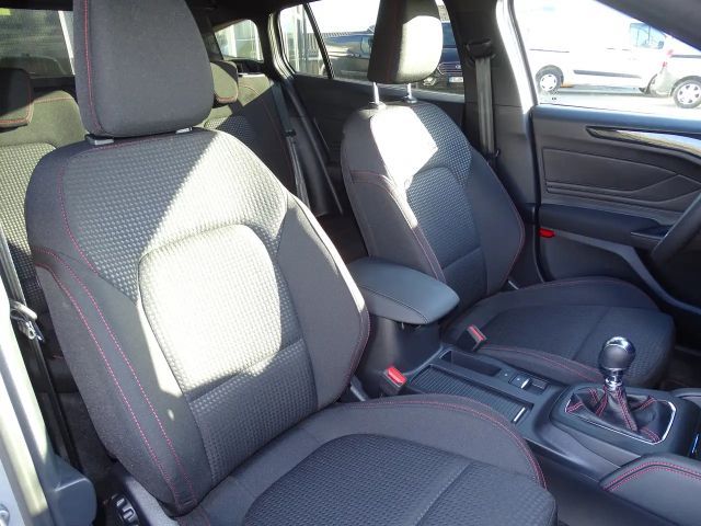 Ford Focus ST Line Wagon