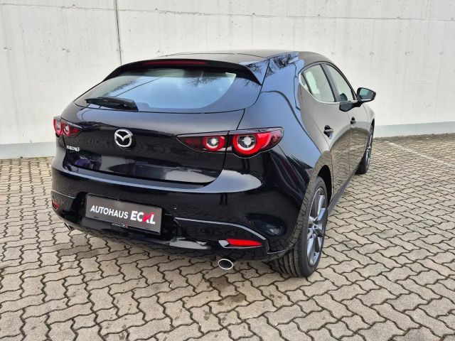 Mazda 3 2.5LG140PS 6MT 2WD Centre-Line