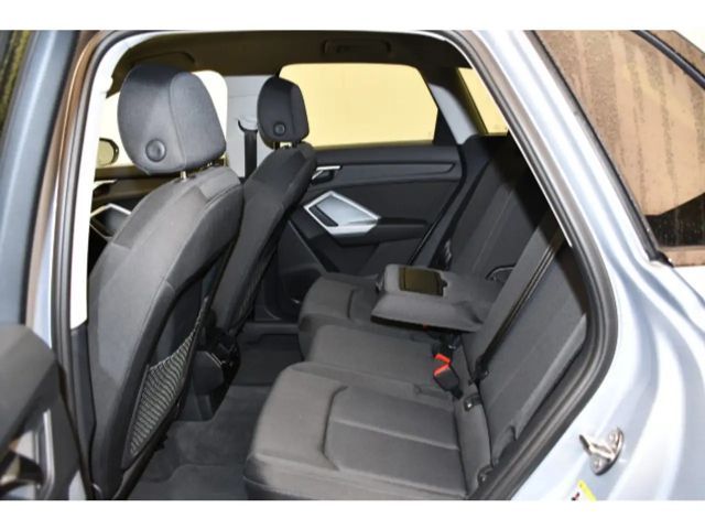 Audi Q3 35 TDI S-Tronic