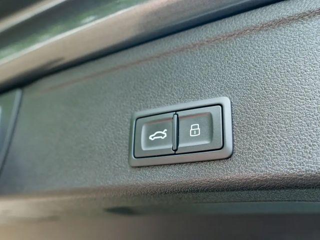 Audi RS4 Avant Quattro