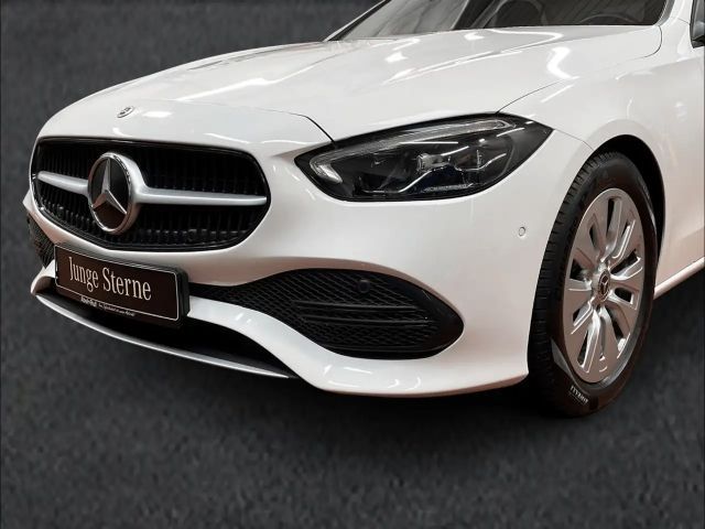 Mercedes-Benz C 200 Business Line Sedan