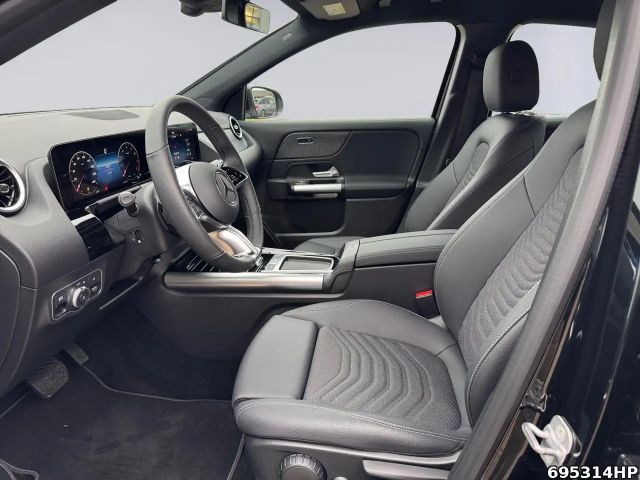 Mercedes-Benz GLA 200 Progressive