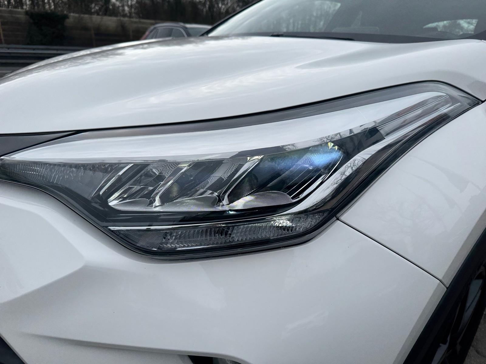 Toyota C-HR Business