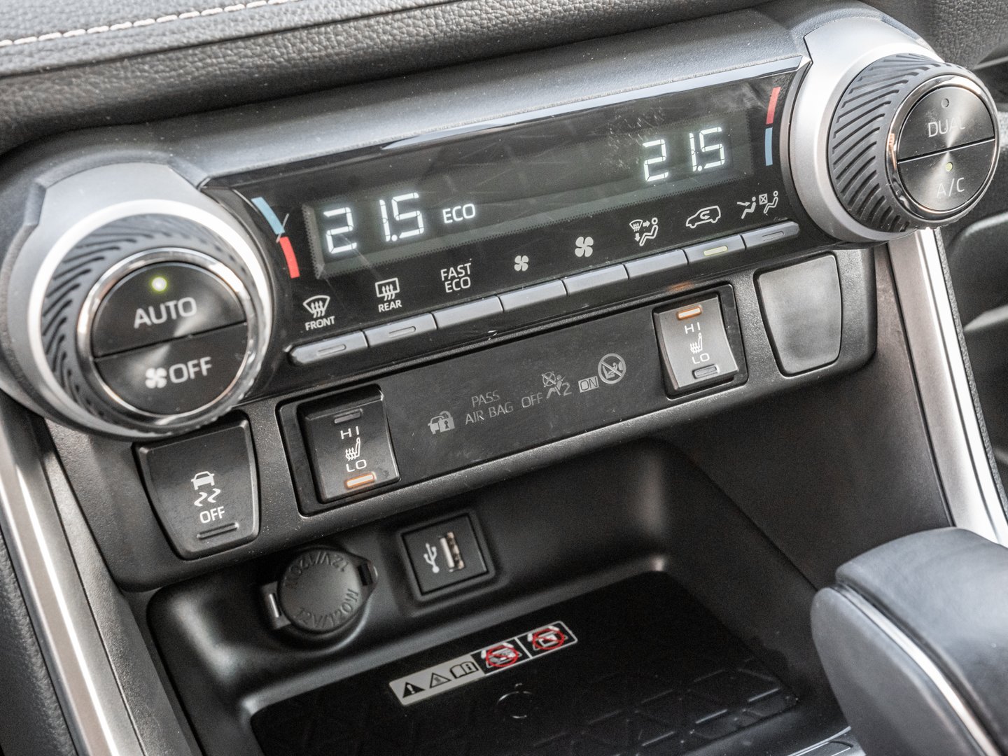 Toyota RAV4 5-deurs Team D