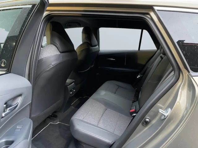 Toyota Corolla Hybride Team D