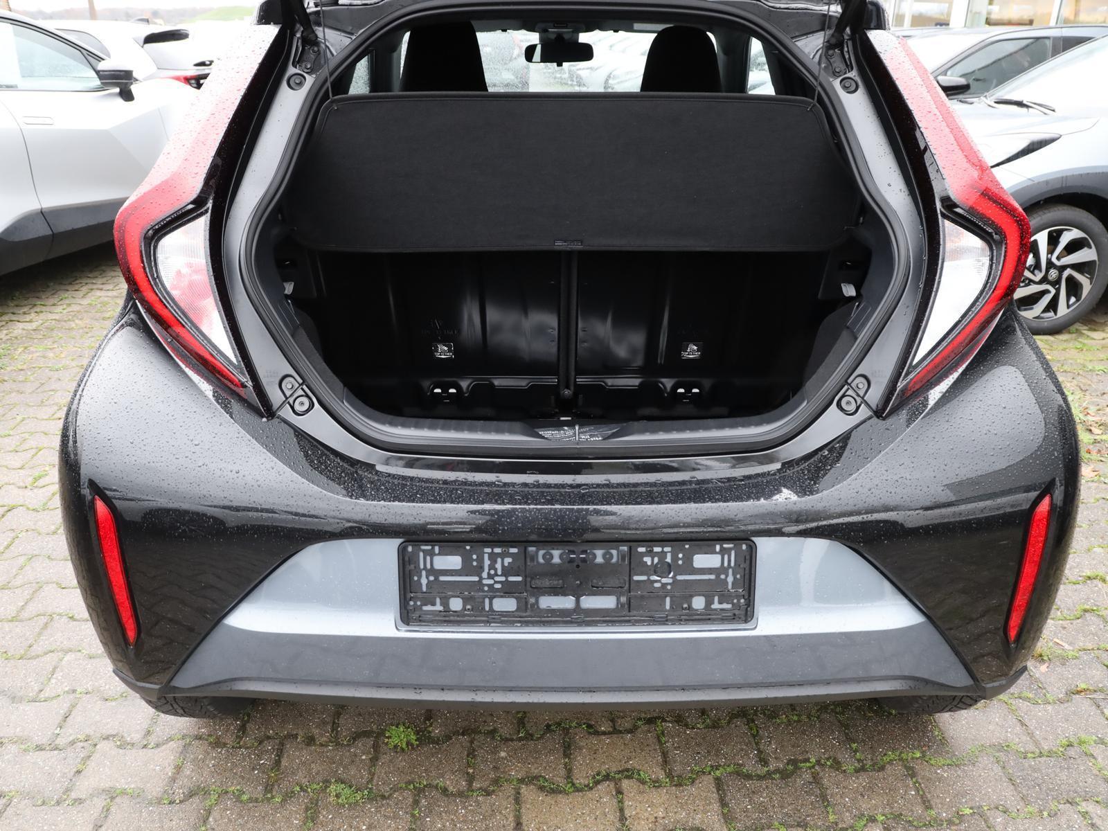 Toyota Aygo X 5-deurs Basis Team D