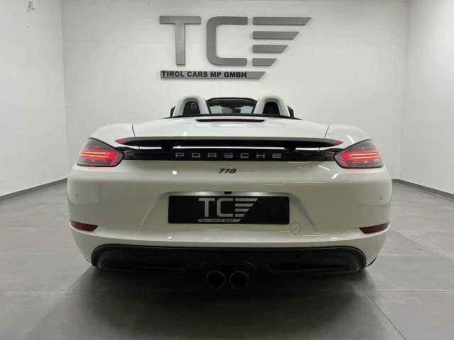 Porsche Boxster 718