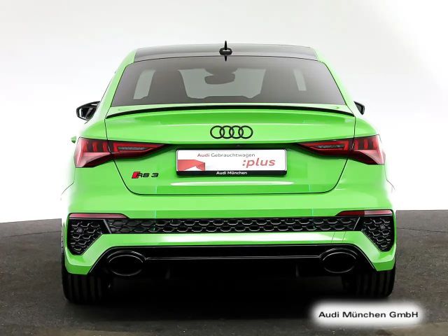 Audi RS3 S-Tronic Sedan