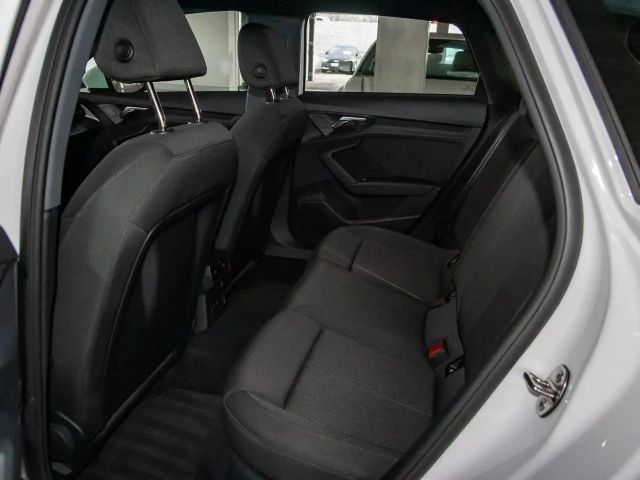 Audi A3 40 TFSI Hybride Sedan