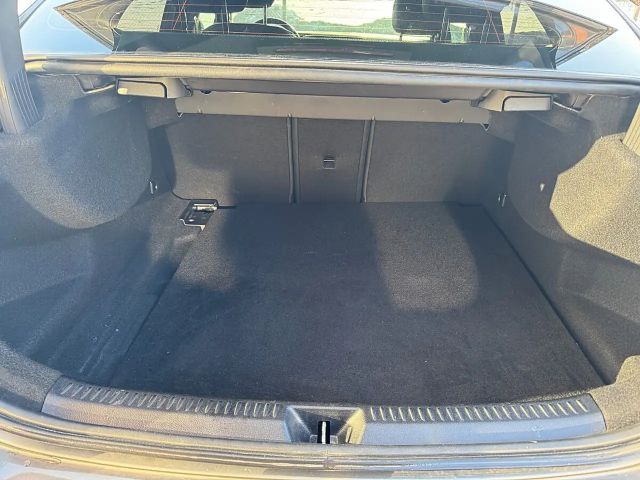 Mercedes-Benz A 180 A 180 d