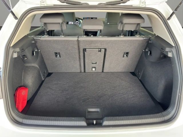 Volkswagen Golf 1.5 TSI Golf VIII Life