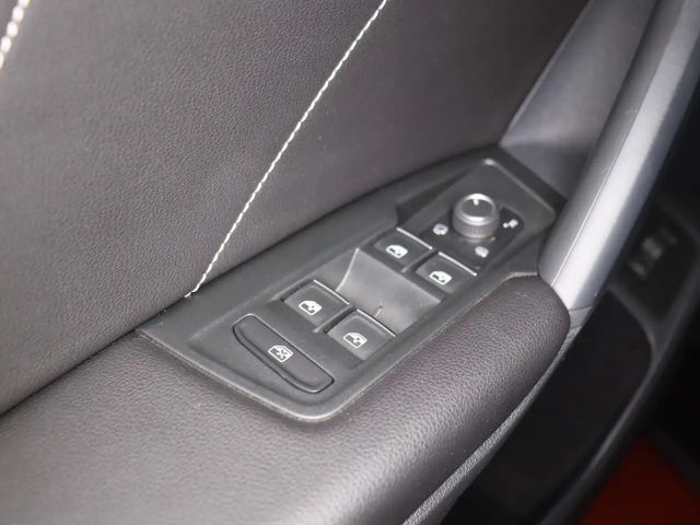 Volkswagen Tiguan 2.0 TDI DSG R-Line Style