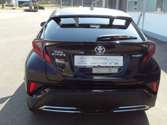 Toyota C-HR Hybride Team D