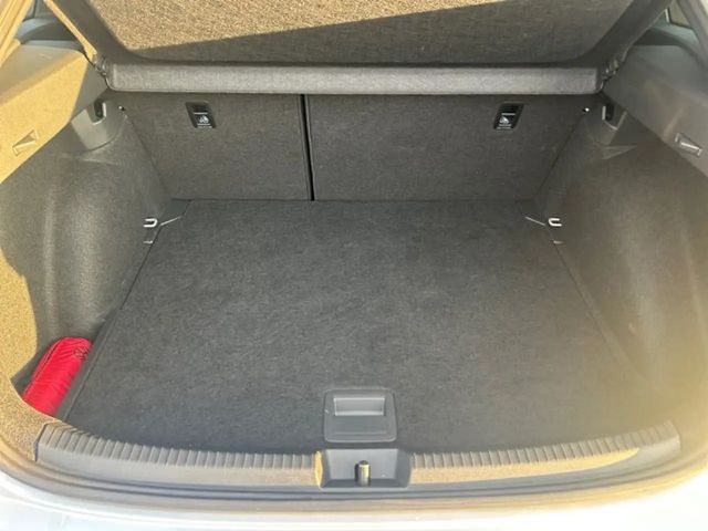 Volkswagen Taigo 1.0 TSI DSG R-Line