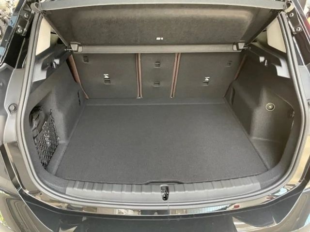 BMW 218 218d Active Tourer Sedan