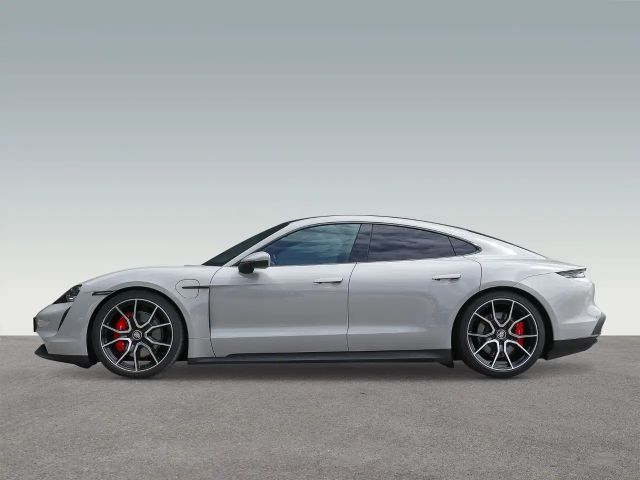 Porsche Taycan 4S