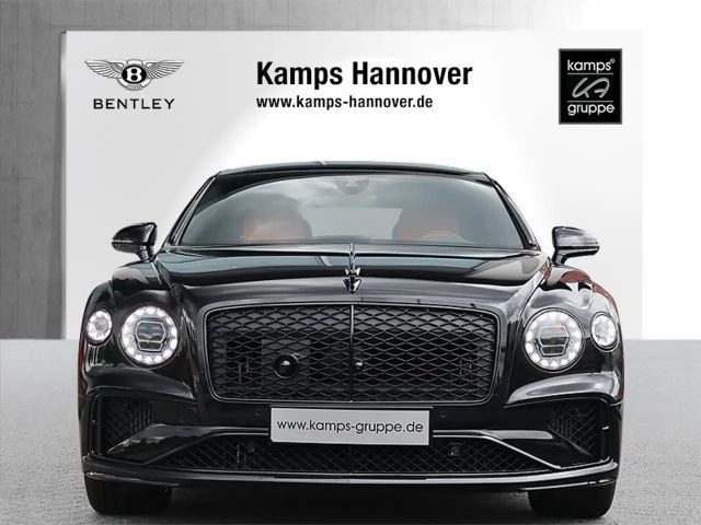 Bentley Flying Spur Hybrid V8