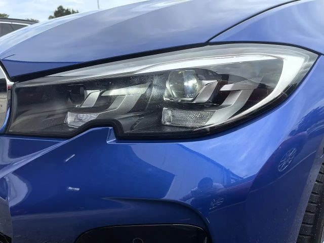 BMW 330 330e M-Sport Touring xDrive