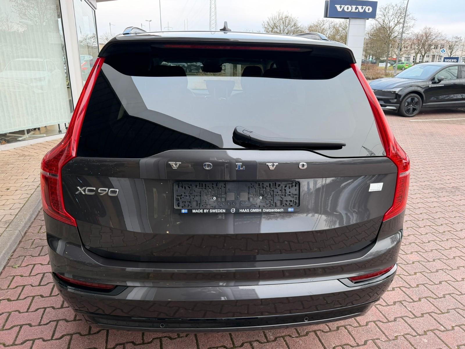 Volvo XC90 AWD Dark Plus Recharge T8
