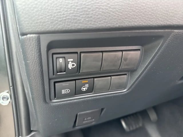 Mazda 2 Exclusive-line