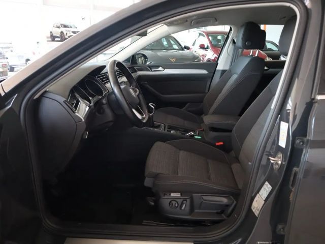 Volkswagen Passat Business Variant