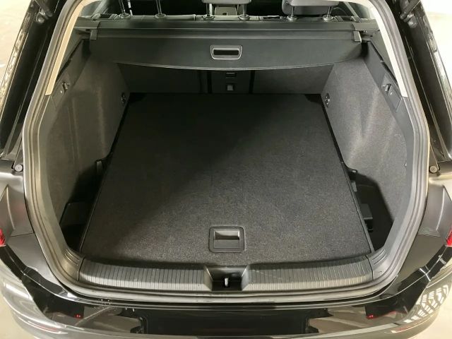 Volkswagen Golf DSG Variant