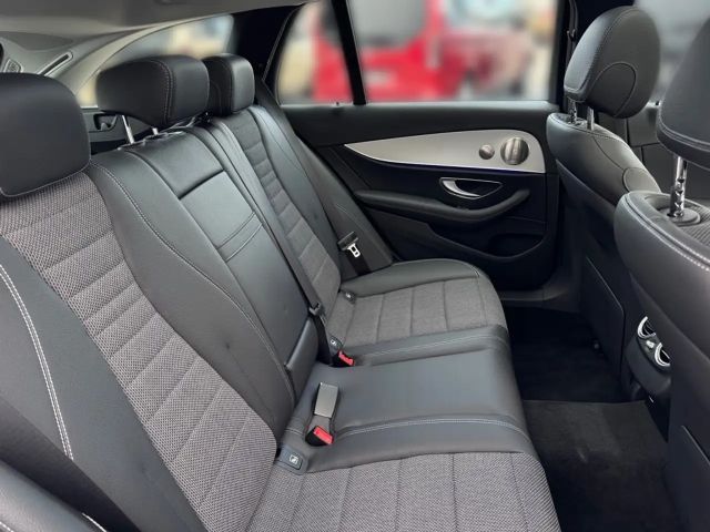 Mercedes-Benz E 300 E 300 de Estate