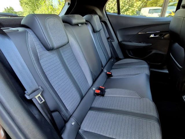 Peugeot 2008 Allure Pack PureTech